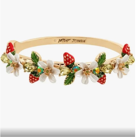 NWT BETSEY JOHNSON Gold-Tone Signed Strawberries & Flowers Hinge Bangle Bracelet - Picture 2 of 4